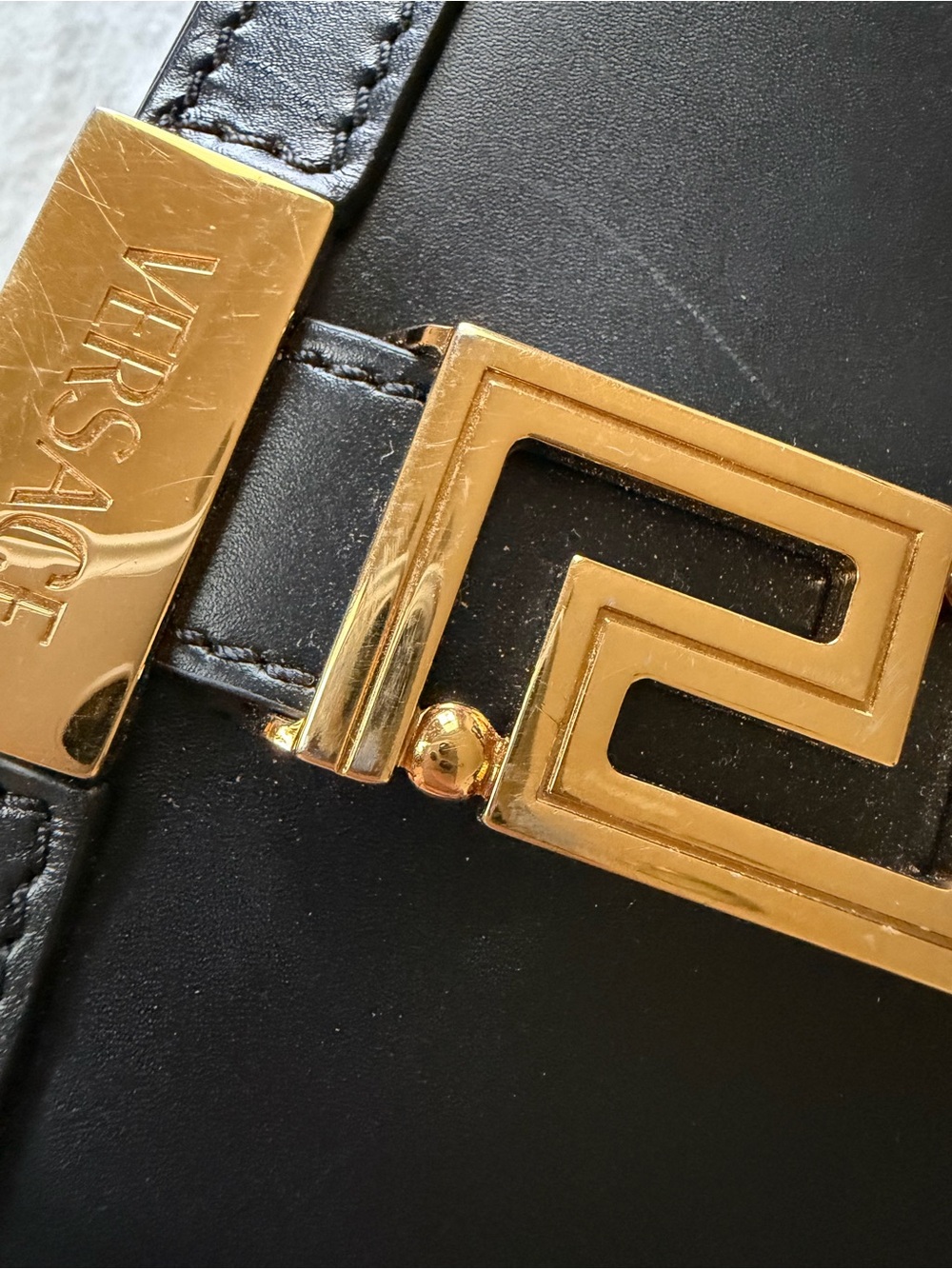 VERSACE Greca Goddess shoulder bag with two kinds of straps. - Picture 6 of 11